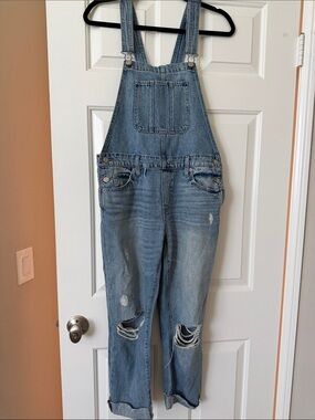 Lucky Brand• Women’s Light Blue Distressed Boyfriend Denim Overalls